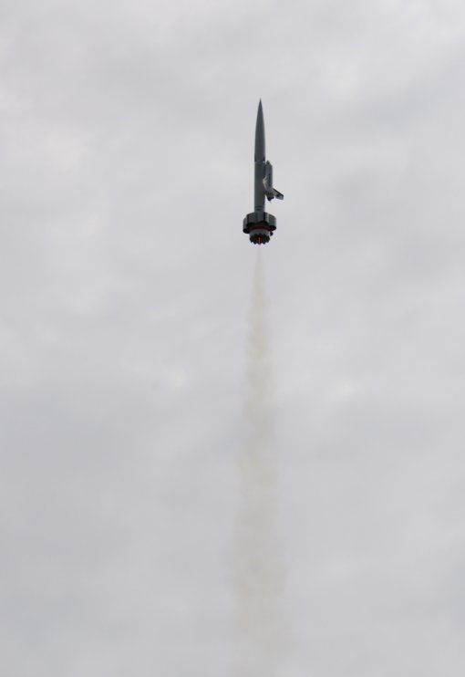 img_2133 nosic raketoplanu  j caja - let